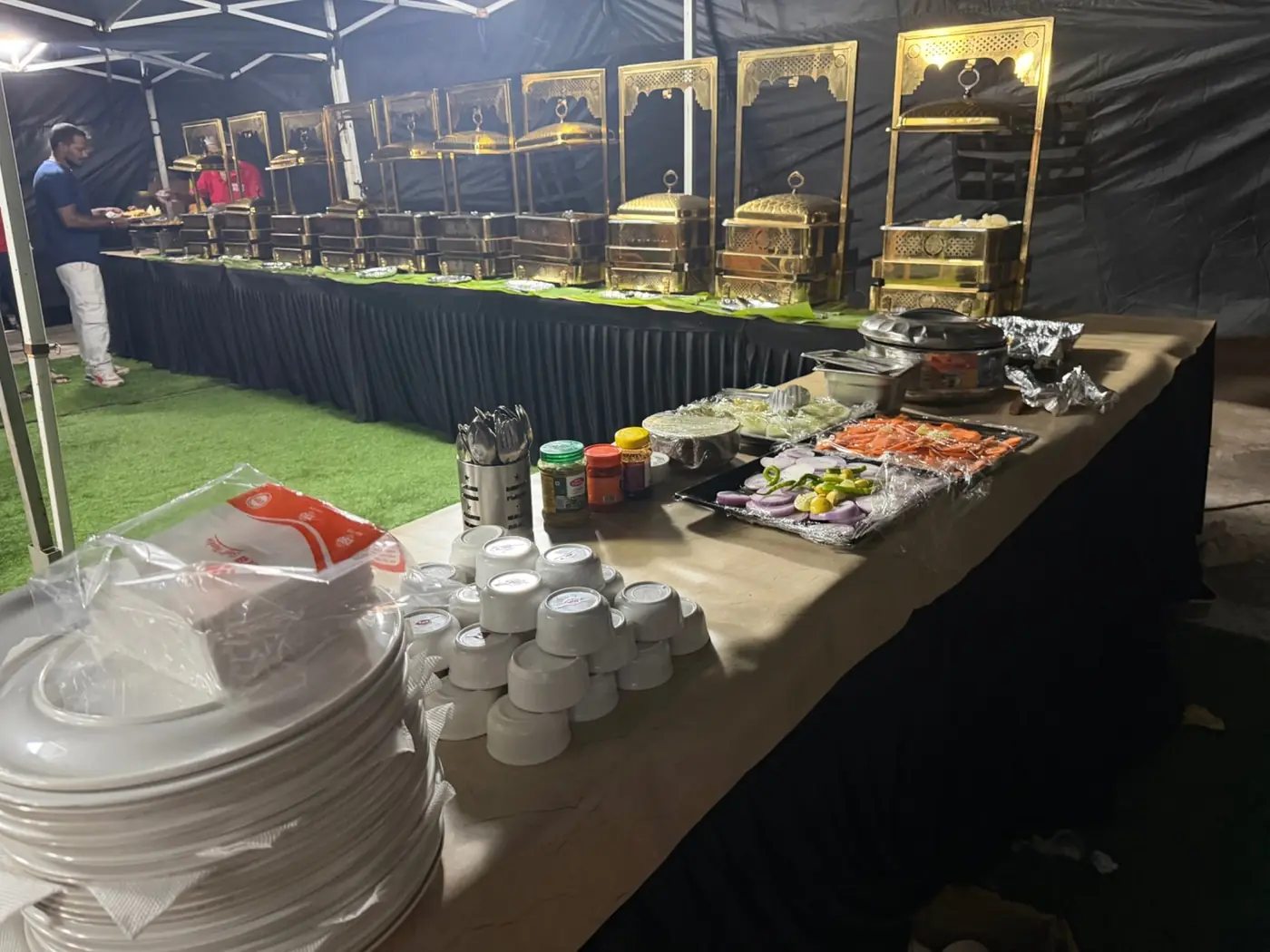 Plating & Condiments